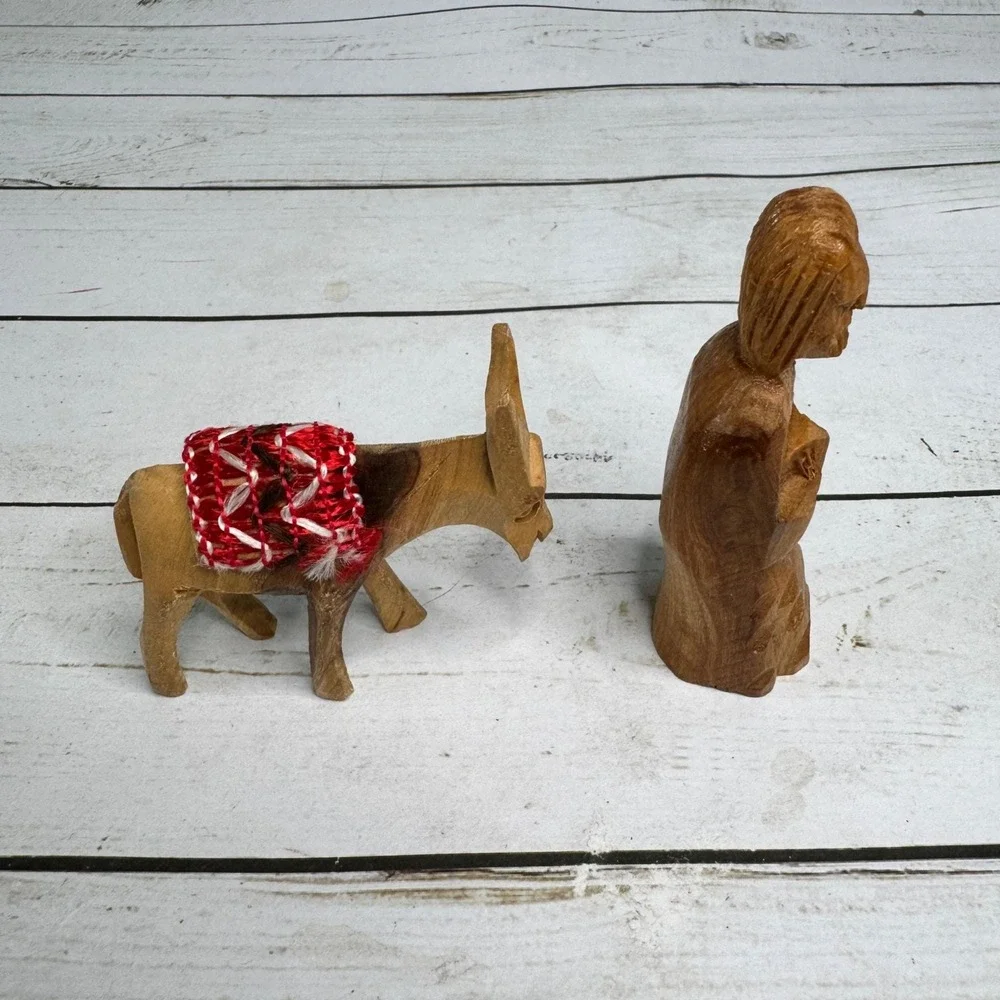 Hand Carved Wooden Nativity Scene 11 pcs Vintage christmas‎ Figures Mary Jesus